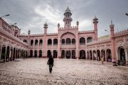 Peshawar, Moschea Sunehri Masjid