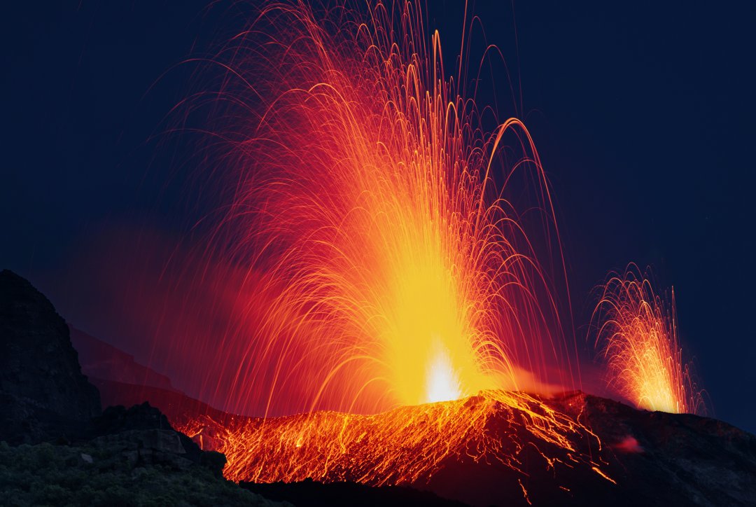 Lo Stromboli durante un'eruzione